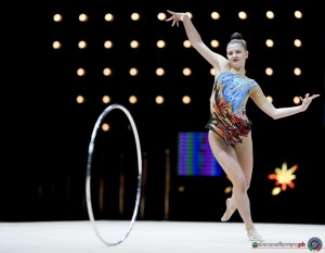 sr q polak ela slo ph simone ferraro sfa02629 copia